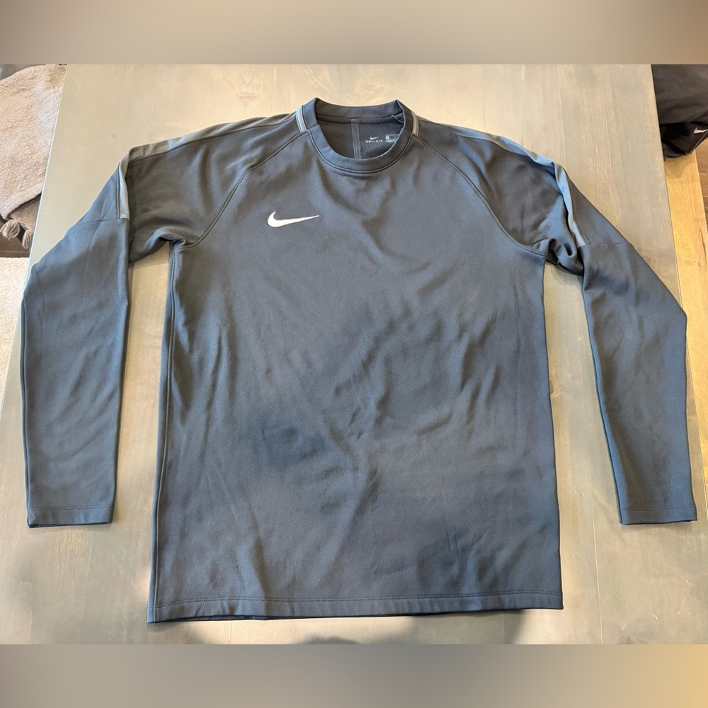 EUC Men's Nike Pullover Sweatshirt Black Size Medium